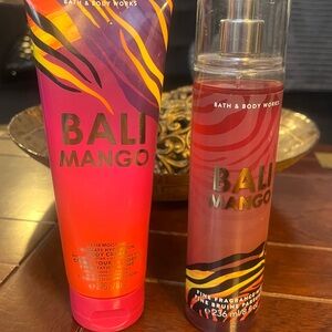Bath & Body Works Bali Mango Moisturizer & Mist Set - Pink and Orange